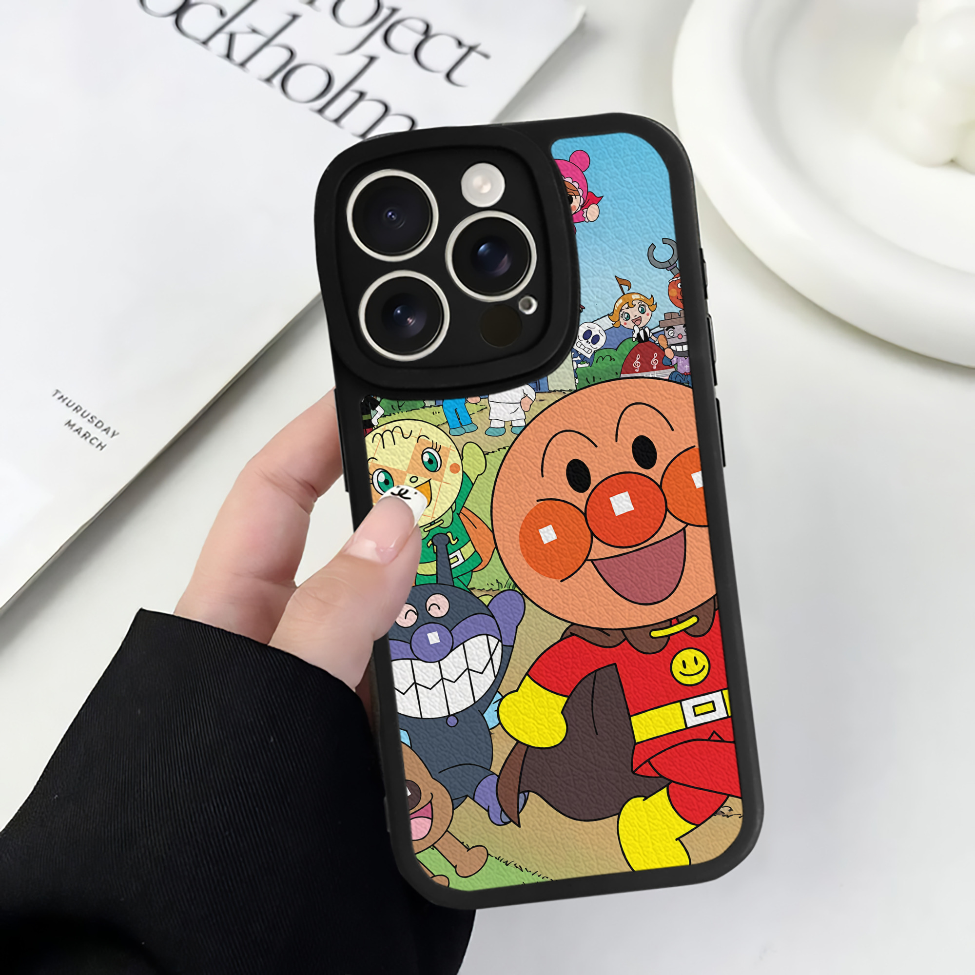 （画像用） アンパンマン Anpanman 【iPhone 16シリーズ対応】シリコンスマホケース（レザー調） 材質：シリコン
